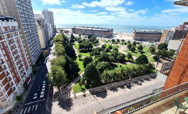Departamento dos ambientes · balcón terraza · vista a Plaza Colon y Mar