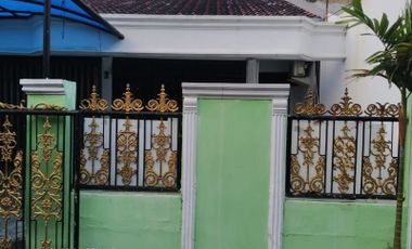 Rumah luas 2 lantai murah di Cempaka putih barat Jakarta pusat