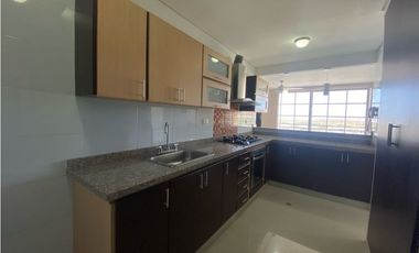 Arriendo apartamento en Torres de canarias - Santa Marta