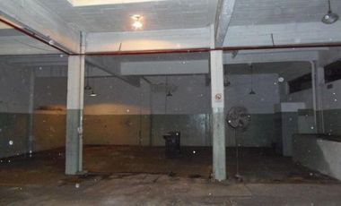 Galpón 900m2 S/lote 560m2 Doble Frente Con 1 Dpto