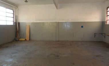 Galpón 900m2 S/lote 560m2 Doble Frente Con 1 Dpto