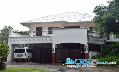 5Bedroom House and Lot for Sale in Whitesand Villas Cebu