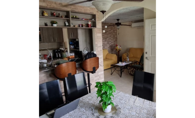 SE VENDE CASA EN VILLAS DE MONTELIMAR POR $130,000