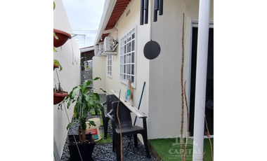 SE VENDE CASA EN VILLAS DE MONTELIMAR POR $130,000