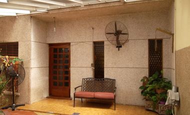 VENTA CASA MULTIFAMILIAR SOBRE LOTE PROPIO, CHILAVERT