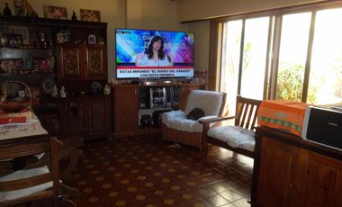 VENTA CASA MULTIFAMILIAR SOBRE LOTE PROPIO, CHILAVERT