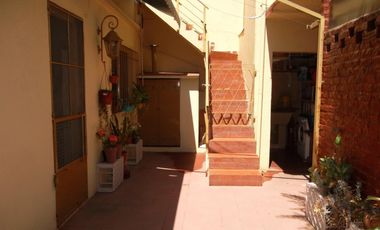 VENTA CASA MULTIFAMILIAR SOBRE LOTE PROPIO, CHILAVERT