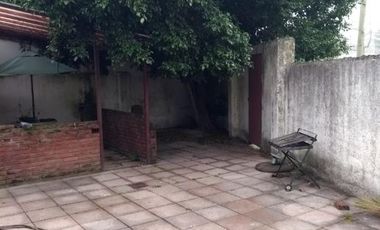 Casa PH en venta en Quilmes Oeste