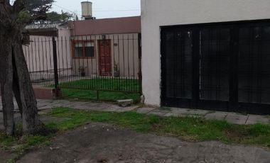 Casa PH en venta en Quilmes Oeste