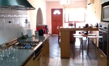 Casa PH en venta en Quilmes Oeste