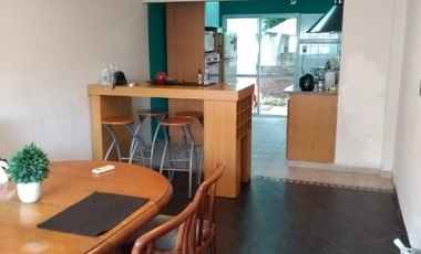 Casa PH en venta en Quilmes Oeste