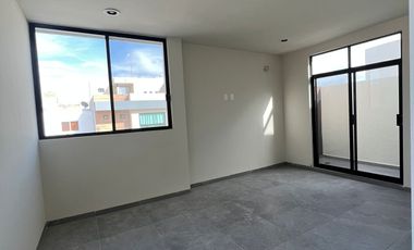 CASA EN VENTA VILLAMAGNA CON 4 HABITACIONES 4 BAÑOS  Y ROOF GARDEN