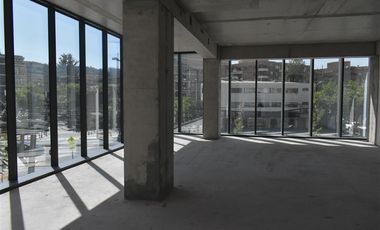 Oficina en Arriendo en Vitacura con Paul Claudel