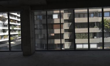 Oficina en Arriendo en Vitacura con Paul Claudel