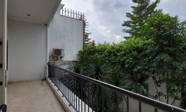 DIJUAL RUMAH MEWAH, ELITE dgn TAMAN di Jl BUKIT INDAH, CIPUTAT