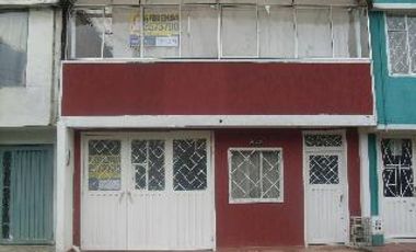 casa en arriendo en garces navas. Cod A3050702