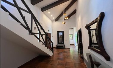 CASA EN ALTOS DEL MARIA CON PISCINA PRIVADA 1318M2 PARA INVERSION