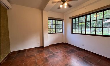 CASA EN ALTOS DEL MARIA CON PISCINA PRIVADA 1318M2 PARA INVERSION