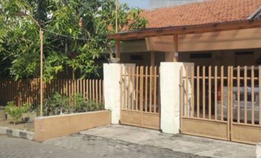Rumah siap huni di gayungsari Surabaya selatan