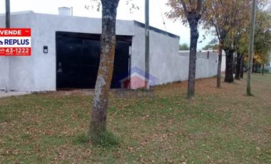 REPLUS LINCOLN VENDE CASA EN GRAL. PINTO