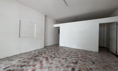 Local en Renta en Avenida Las Fuentes en Celaya Gto.