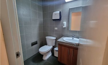 SE ALQUILA OFICINA LISTA PARA OCUPAR EN PUNTA PACIFICA