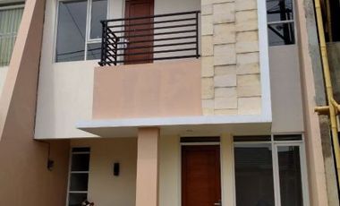 Rumah mewah 2 lt dekat UNPAD ITB IKOPIN JATOS Jatinangor