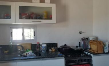 Propiedad ideal renta - Galpón y 3 departamentos - Ing. Maschwitz