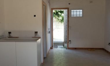 Propiedad ideal renta - Galpón y 3 departamentos - Ing. Maschwitz