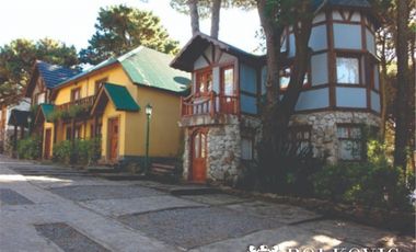 CABAÑA  N 2 VILLA ALPINA - CARILO -