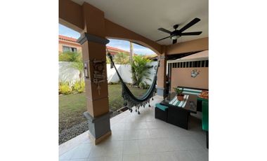 En venta hermosa casa en Versalles ( KC)