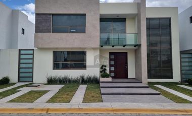 Casa nueva en venta, Metepec, Fraccionamiento San Ángel