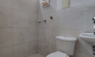 casa en arriendo en la primavera. Cod A26579