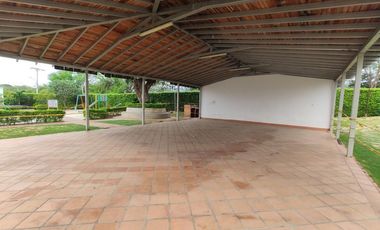 casa en arriendo en la primavera. Cod A26579