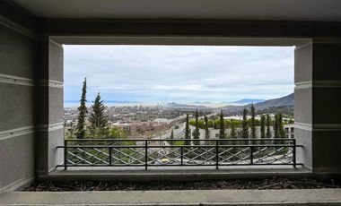 Departamento en venta de 5 dorm. en Vitacura