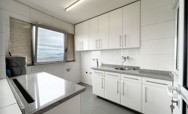 Departamento en venta de 5 dorm. en Vitacura