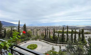 Departamento en venta de 5 dorm. en Vitacura