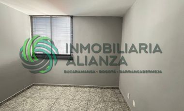 apartamento en arriendo en antonia santos centro. Cod A15905