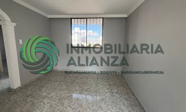 apartamento en arriendo en antonia santos centro. Cod A15905