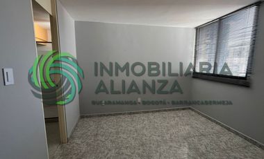 apartamento en arriendo en antonia santos centro. Cod A15905