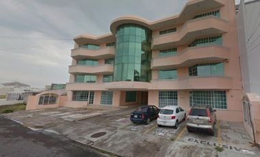 Oficinas desde 50 m² dentro del Fracc. Costa de Oro. Excelente presentacion