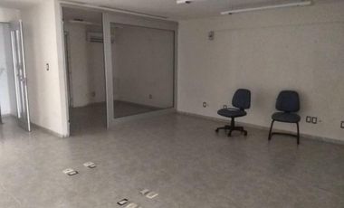 Oficinas desde 50 m² dentro del Fracc. Costa de Oro. Excelente presentacion