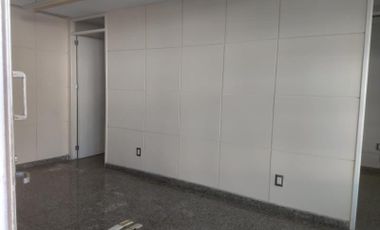 Oficinas desde 50 m² dentro del Fracc. Costa de Oro. Excelente presentacion
