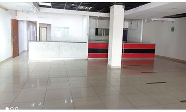 Se Alquila local comercial de 305m2 en VIA ESPAÑA $5,000