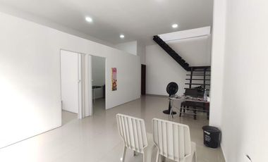 local en venta en prados del este. Cod V23213