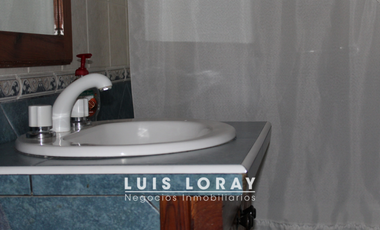 Casa de 3 AMBIENTES ubicada a 50 metros de Avenida Tomás Espora.