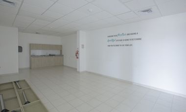 SE VENDE OFICINA DE 606 MTS EN OBARRIO