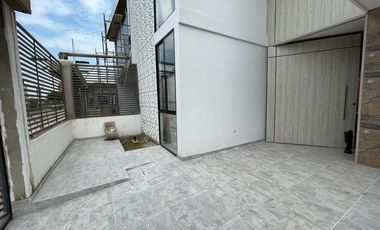 casa en venta en los patios. Cod V2772