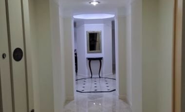 For Rent 3BR Luxury Apartment at Golfhill Terrace Apartment