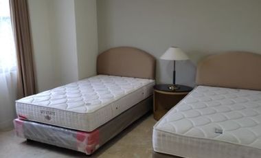 For Rent 3BR Luxury Apartment at Golfhill Terrace Apartment